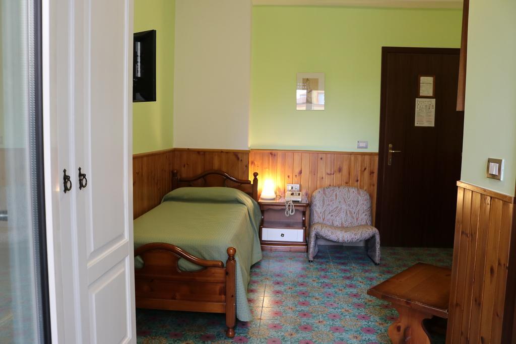 Tourist Hotel Potenza Exterior foto