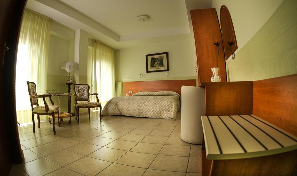 Tourist Hotel Potenza Exterior foto